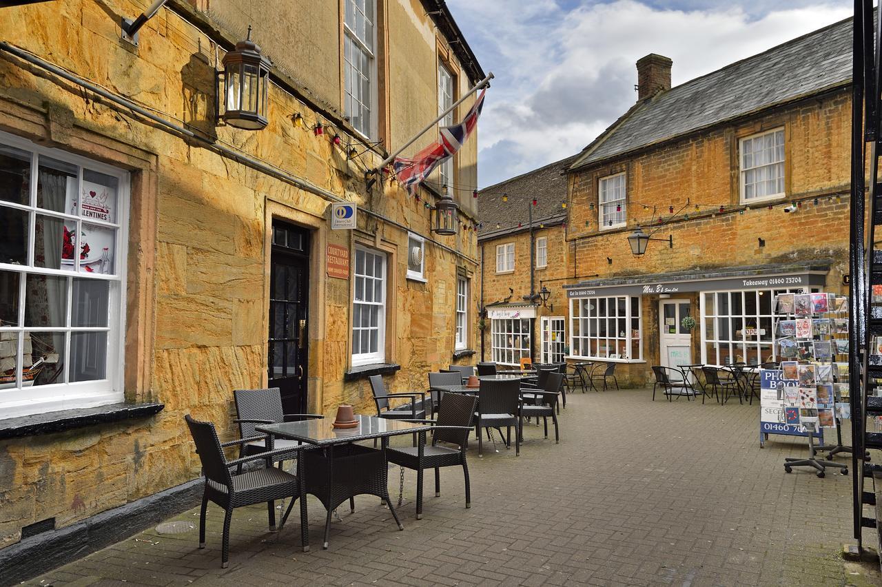 The George Hotel Crewkerne Exteriör bild