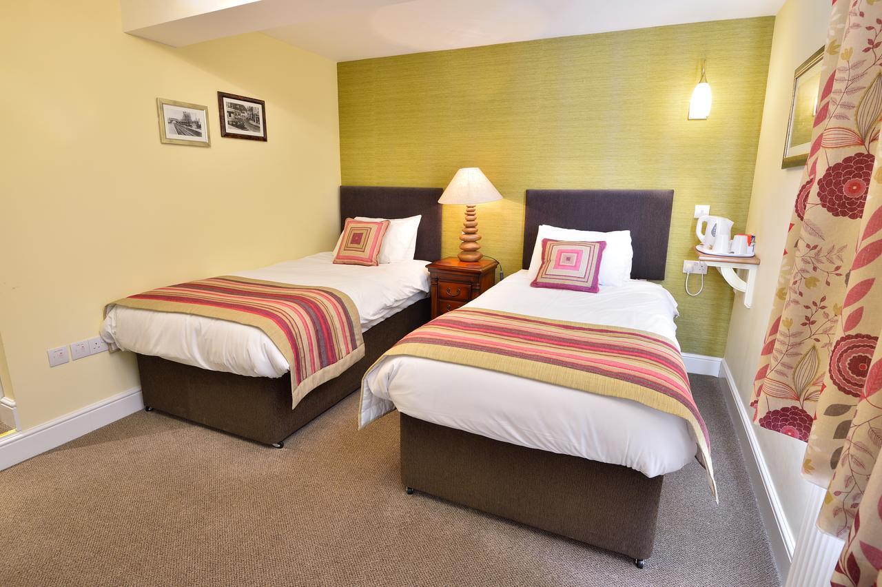 The George Hotel Crewkerne Exteriör bild